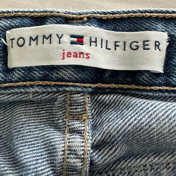 Vintage Y2K Tommy Hilfiger Stone Washed Jeans Size, 4 - Picture 5 of 8